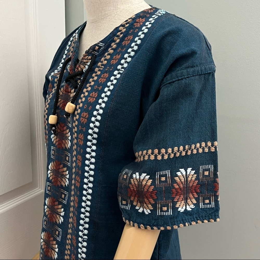 Vintage Embroidered Made in Mexico  Dark Blue Heavy Linen Top - Picture 12 of 16